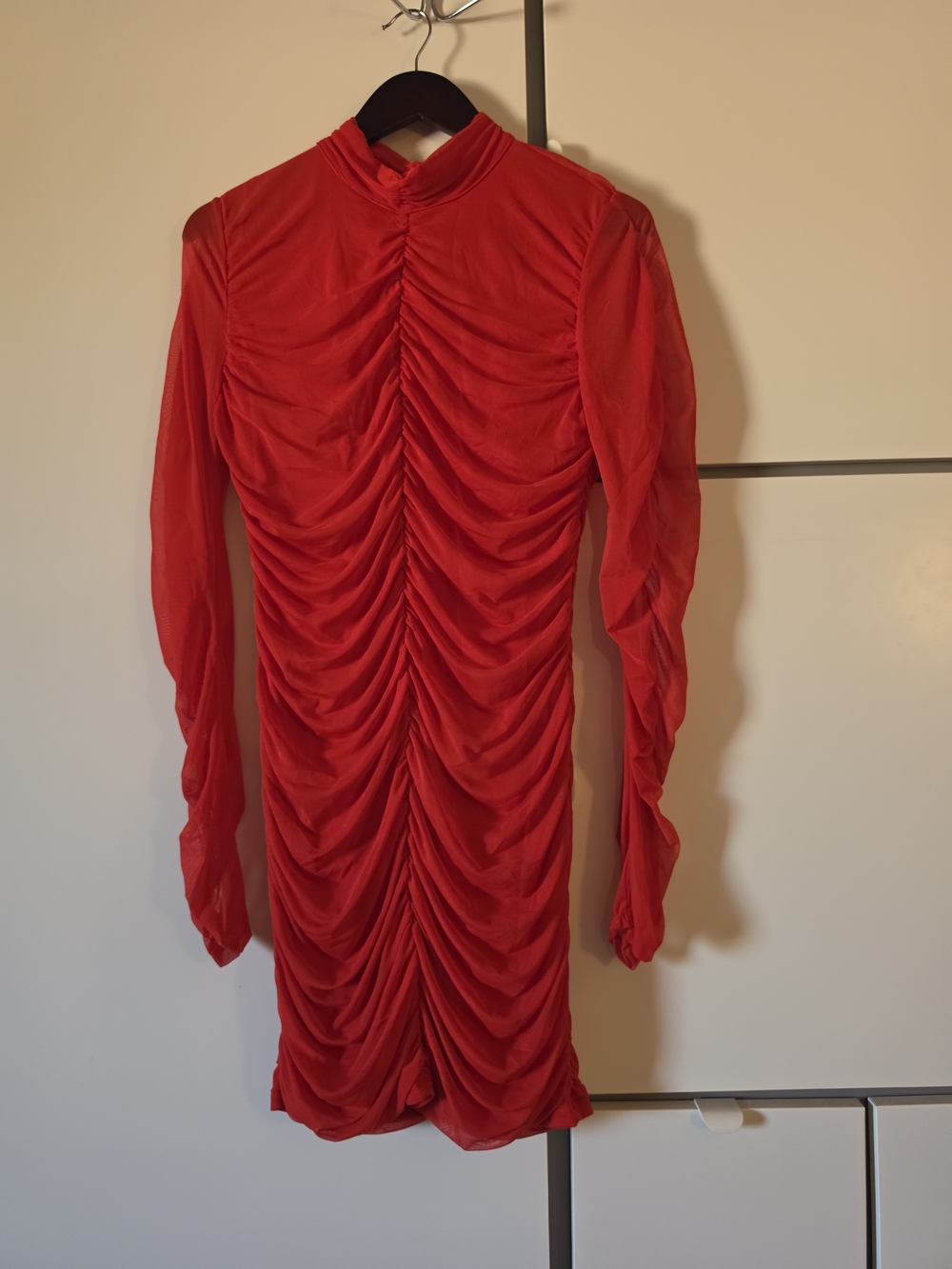 Wild Fable Red Ruched Mesh Long Sleeve Mini Dress
Size L